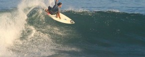 Playa Camaronal Surfing