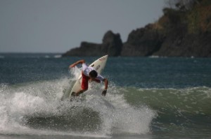 playa lagarto surfing